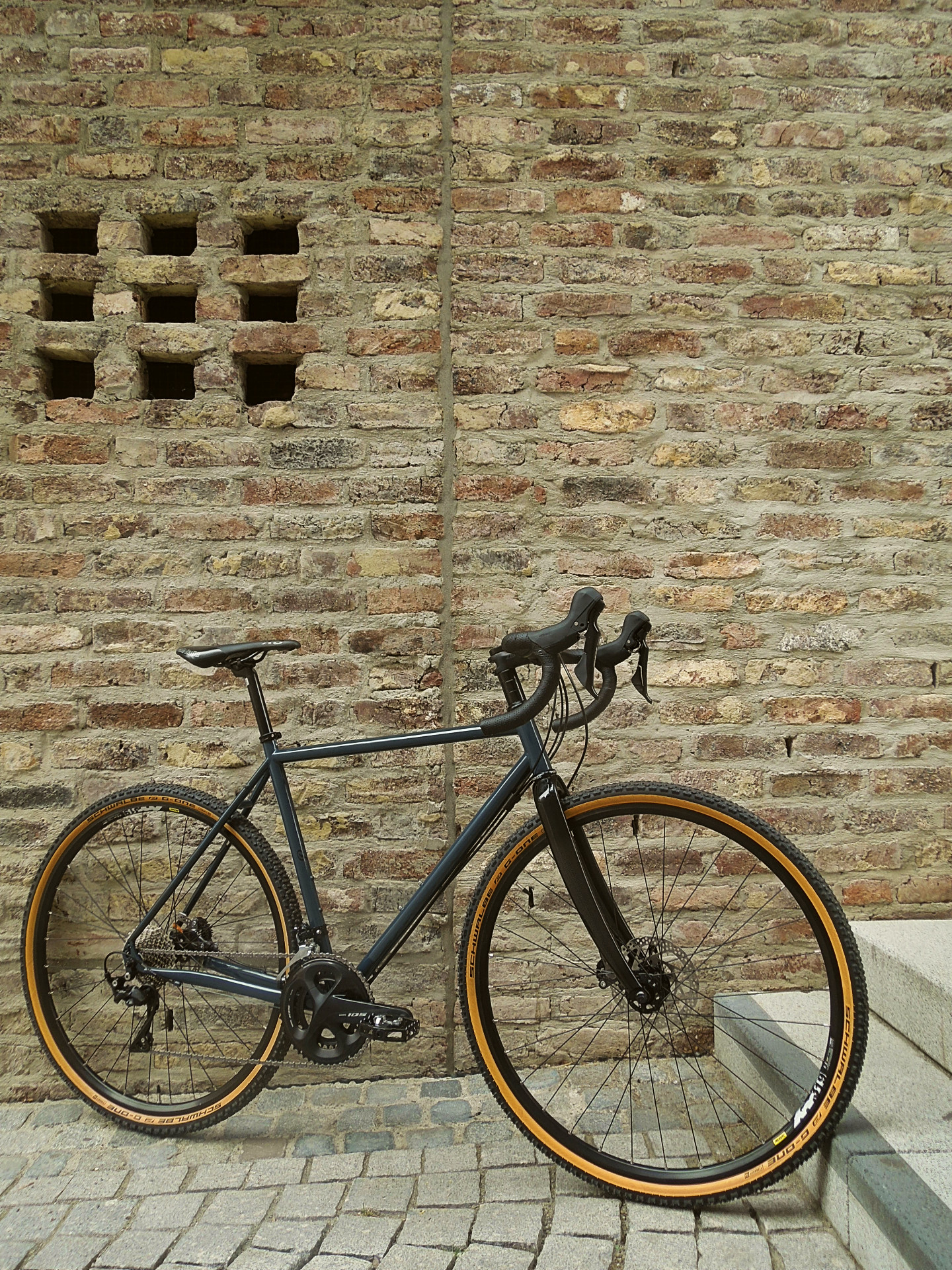 PEDALEUR - Gravel in Style